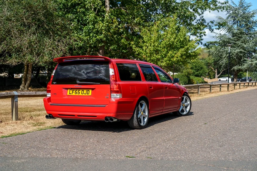 2005 Volvo V70 R 2nd Gen - Image 10 of 30