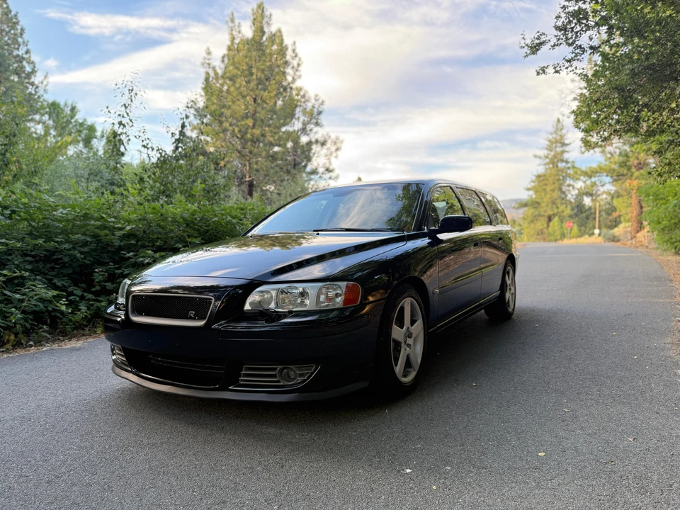 2005 Volvo V70 R 2nd Gen - Image 10 of 31