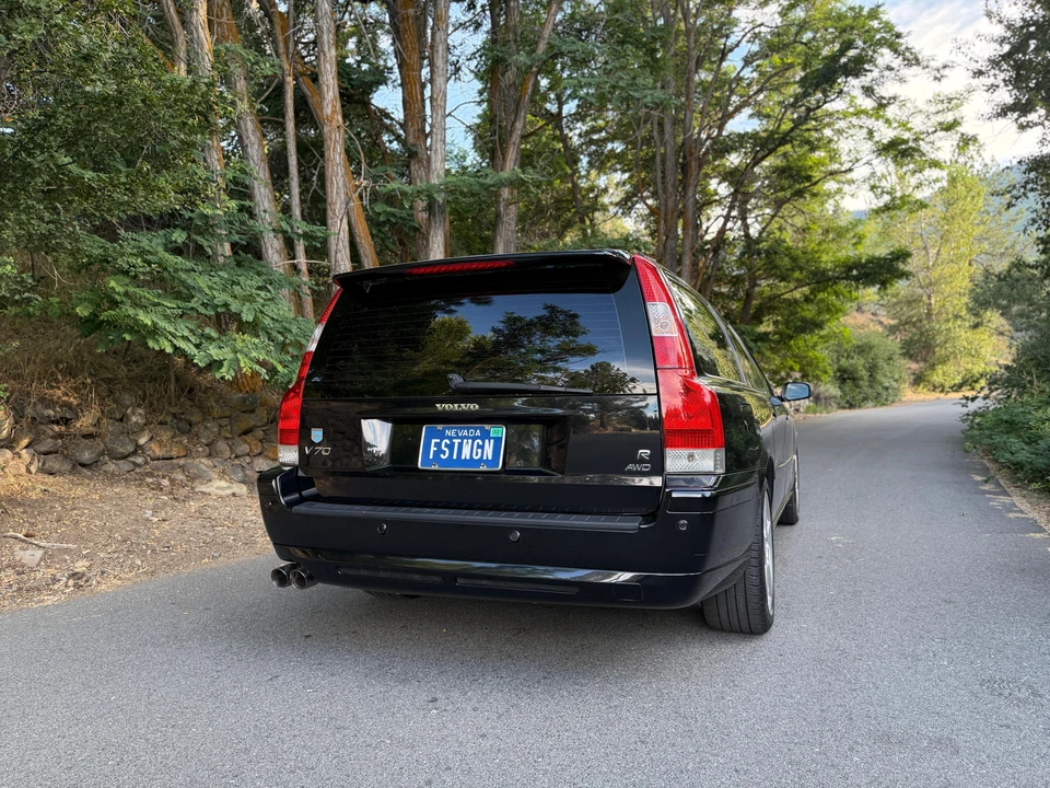 2005 Volvo V70 R 2nd Gen - Image 14 of 31