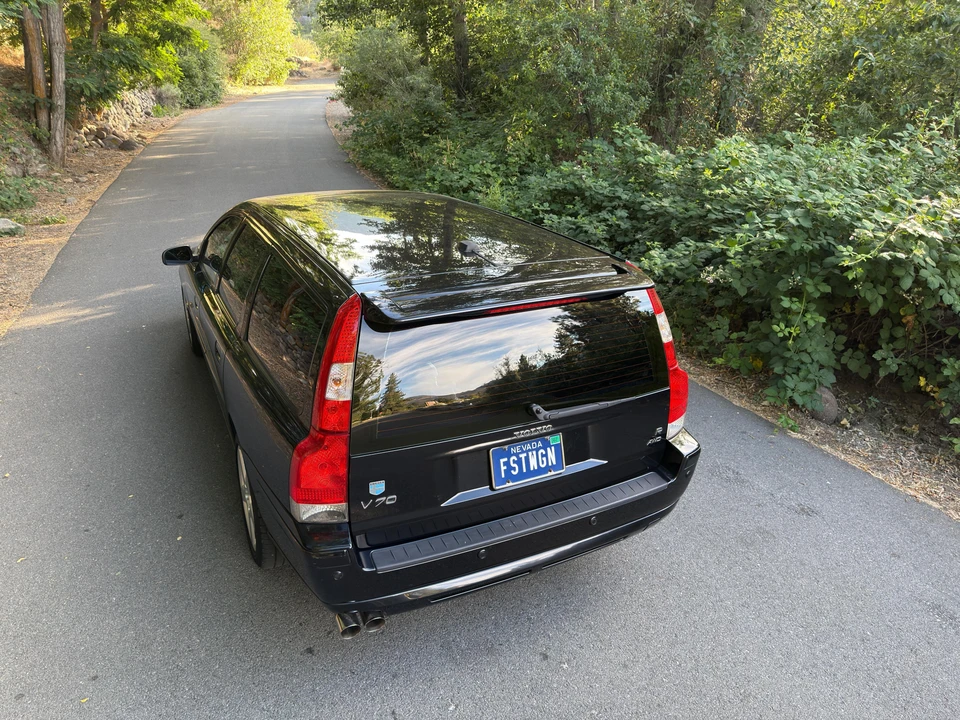 2005 Volvo V70 R 2nd Gen - Image 13 of 31