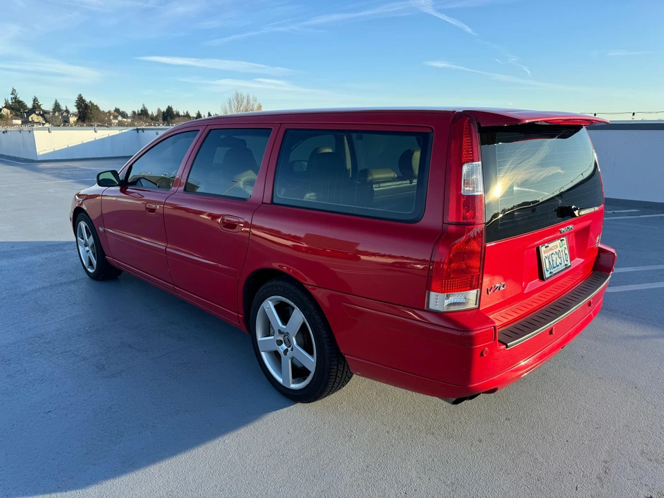 2005 Volvo V70 R 2nd Gen - Image 19 of 31