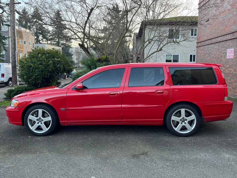 2005 Volvo V70 R 2nd Gen - Image 17 of 31