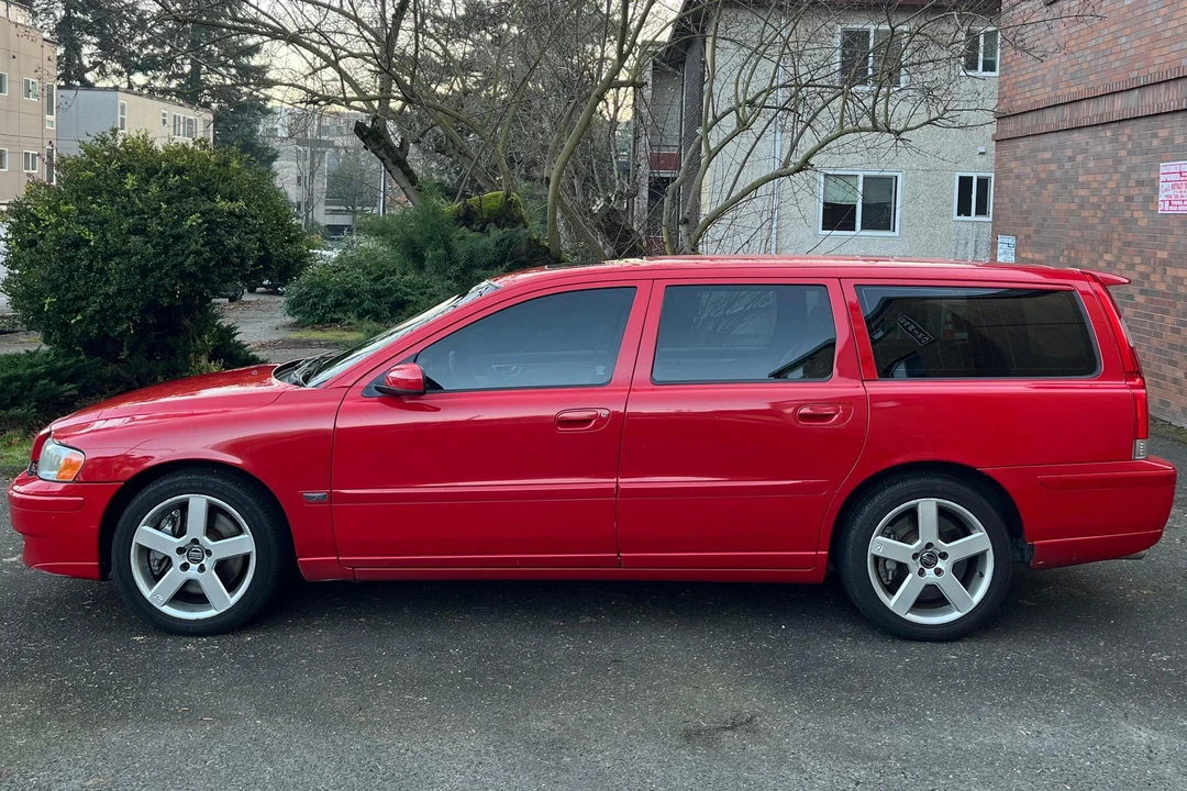 2005 Volvo V70 R 2nd Gen - Image 3 of 31