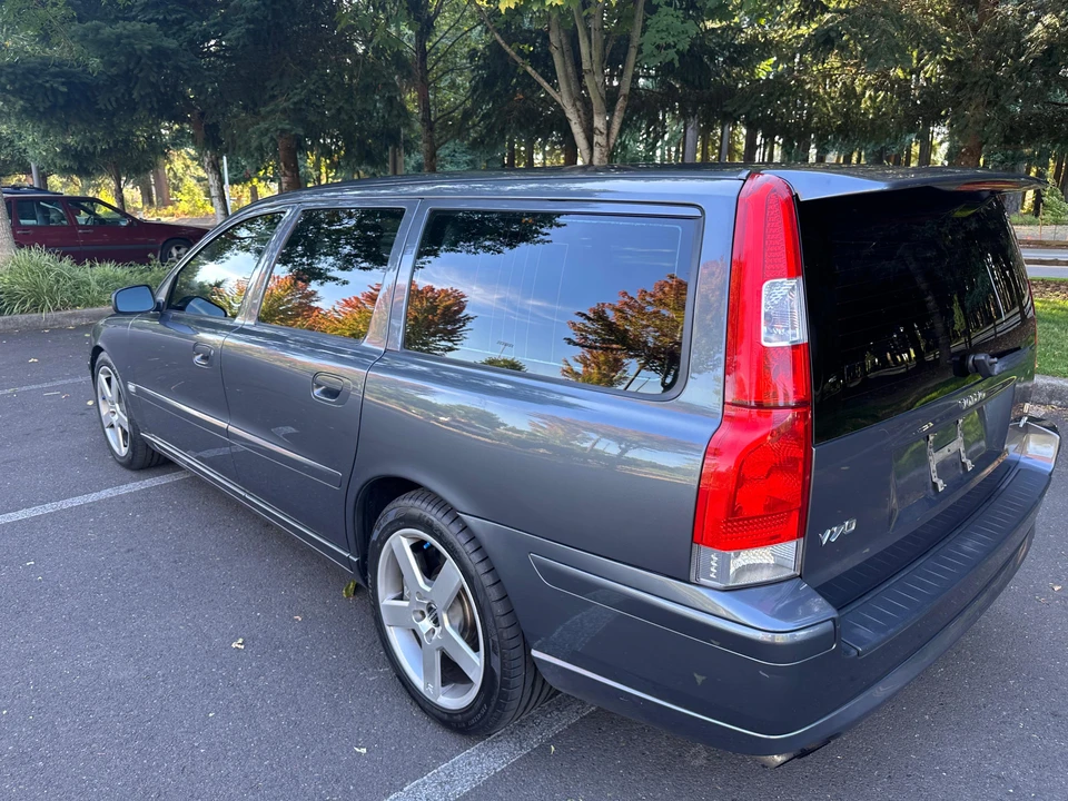 2005 Volvo V70 R 2nd Gen - Image 8 of 31