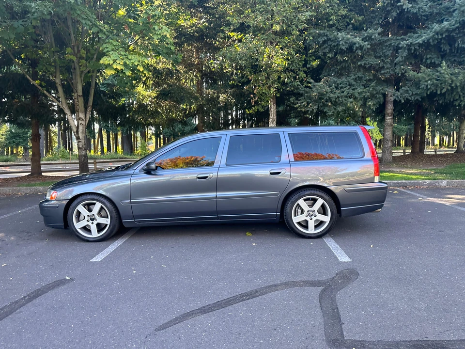 2005 Volvo V70 R 2nd Gen - Image 7 of 31