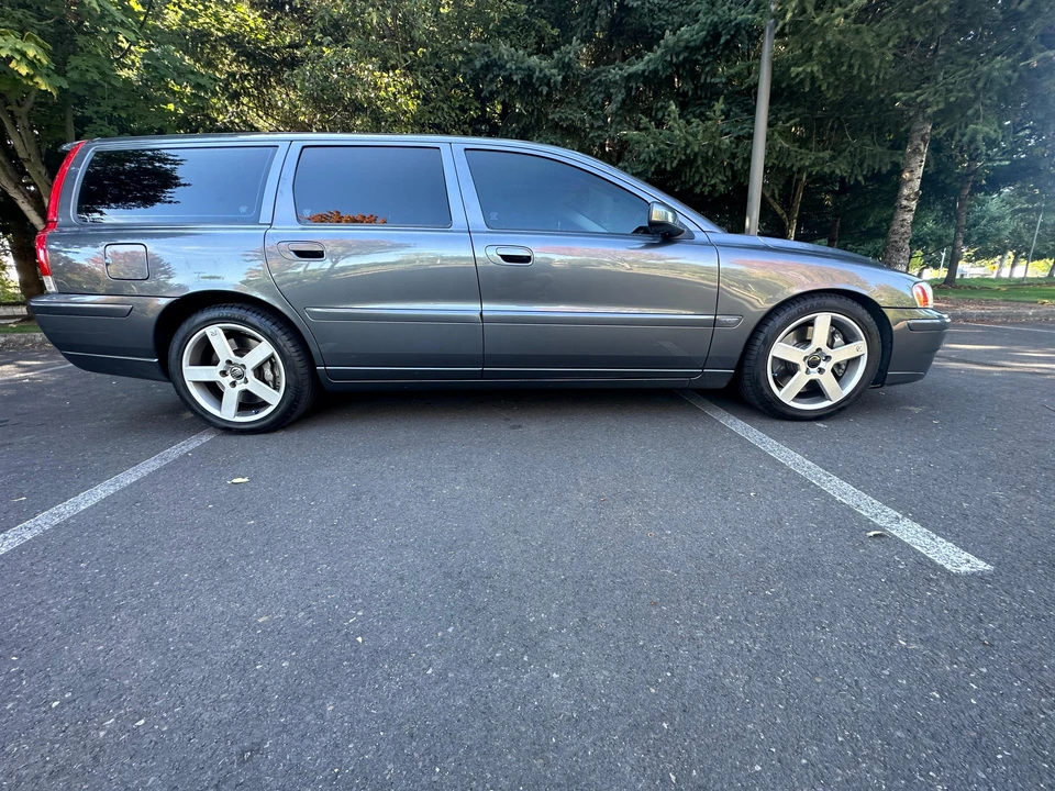 2005 Volvo V70 R 2nd Gen - Image 14 of 31