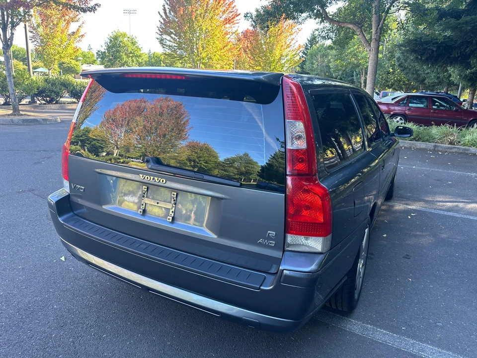 2005 Volvo V70 R 2nd Gen - Image 11 of 31
