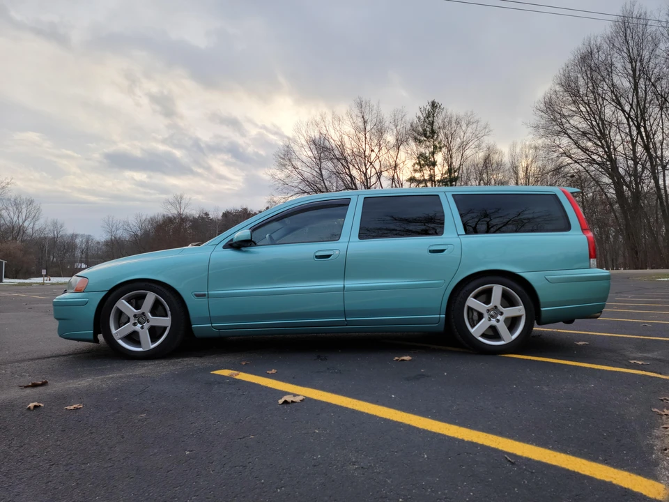 2005 Volvo V70 R 2nd Gen - Image 9 of 31