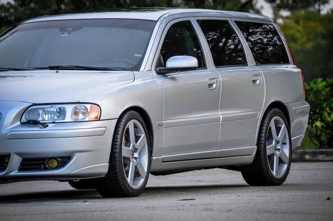 2005 Volvo V70 R 2nd Gen - Image 19 of 31