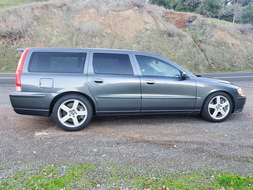 2005 Volvo V70 R 2nd Gen - Image 16 of 31