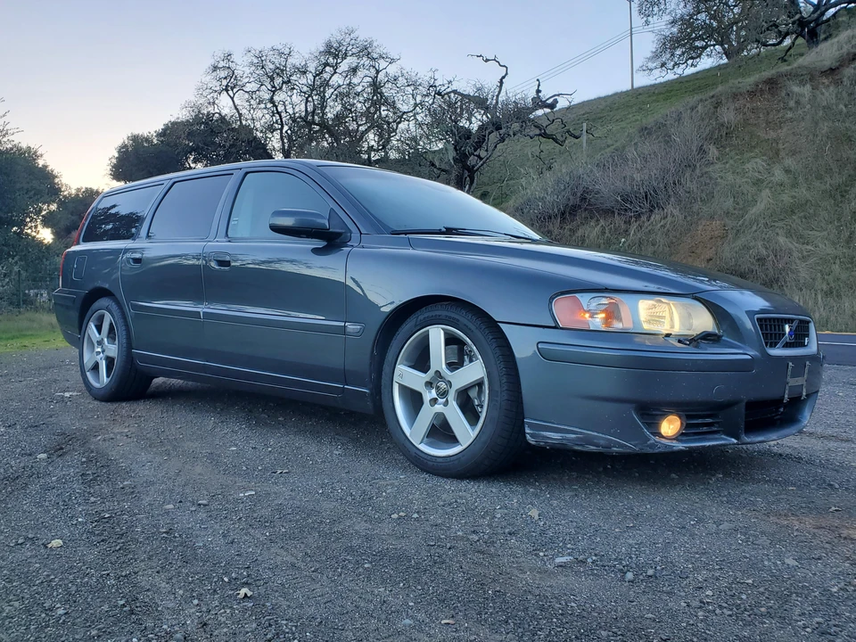 2005 Volvo V70 R 2nd Gen - Image 17 of 31