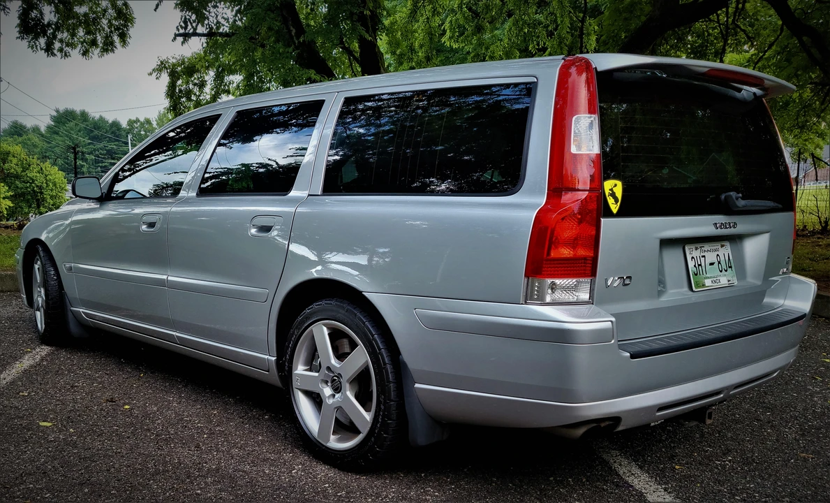 2005 Volvo V70 R 2nd Gen - Image 16 of 31