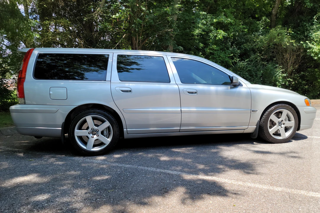 2005 Volvo V70 R 2nd Gen - Image 3 of 31