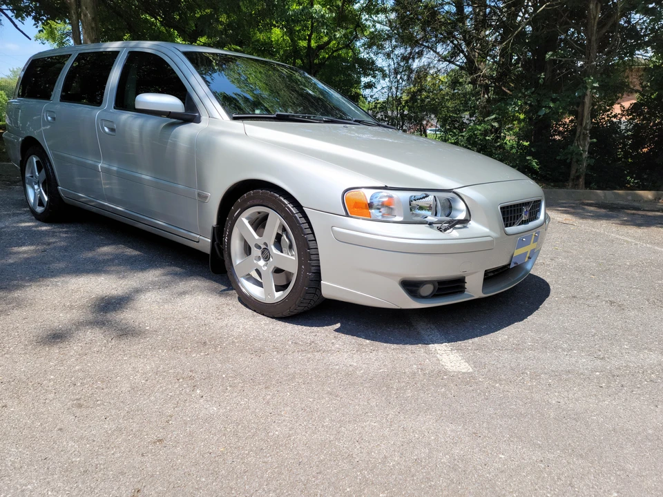 2005 Volvo V70 R 2nd Gen - Image 23 of 31