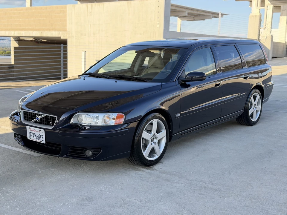2005 Volvo - Image 20 of 31