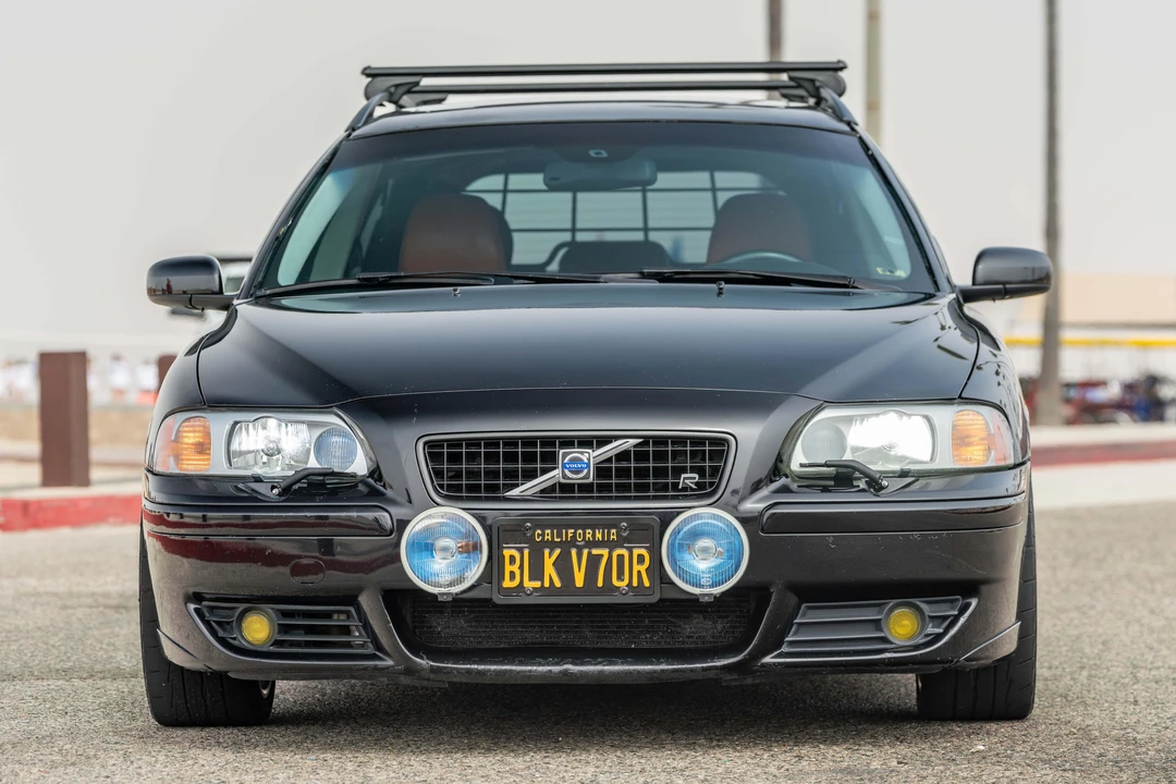 2005 Volvo V70 R 2nd Gen - Image 2 of 31