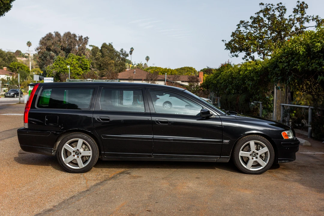 2005 Volvo V70 R 2nd Gen - Image 9 of 31