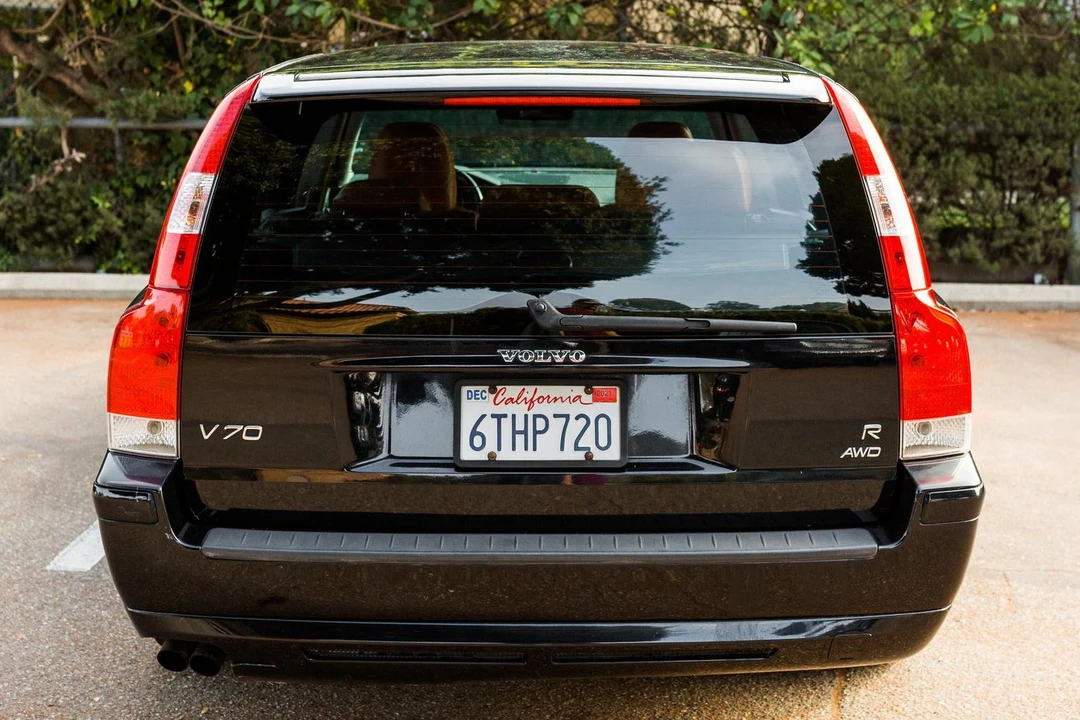 2005 Volvo V70 R 2nd Gen - Image 5 of 31