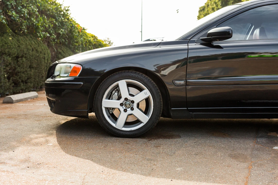 2005 Volvo V70 R 2nd Gen - Image 13 of 31