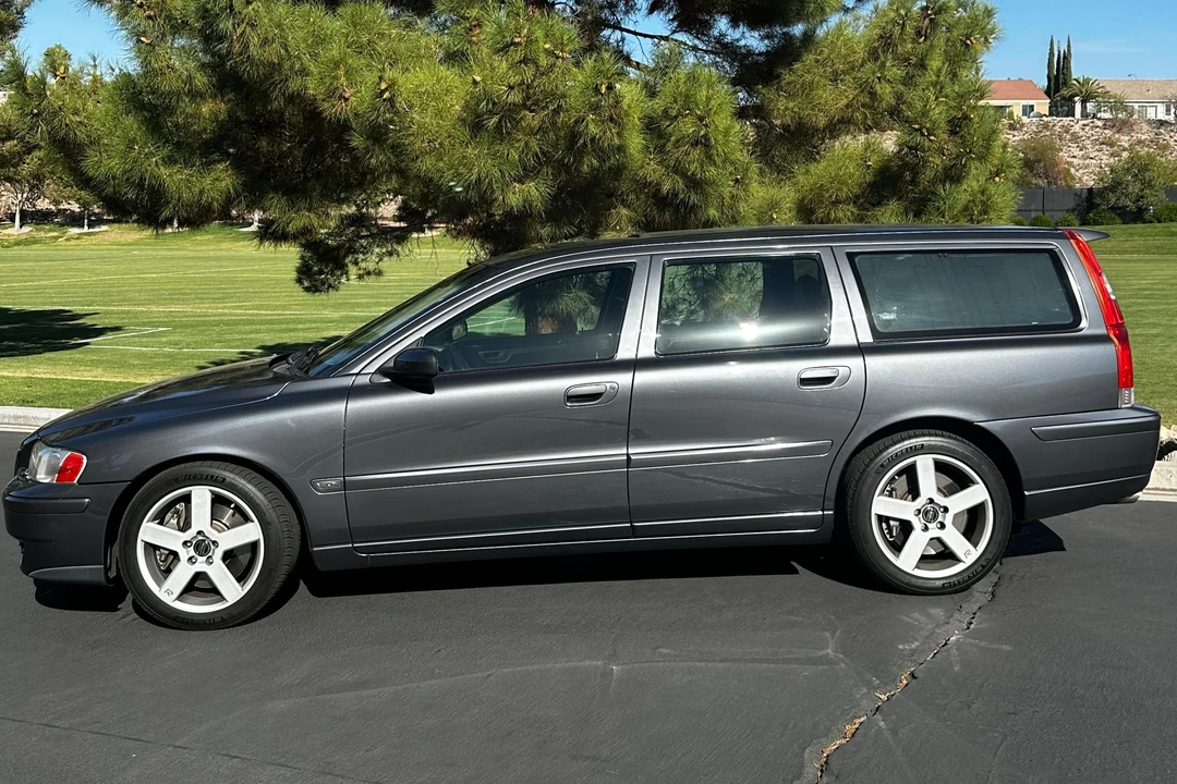 2005 Volvo V70 R 2nd Gen - Image 13 of 31