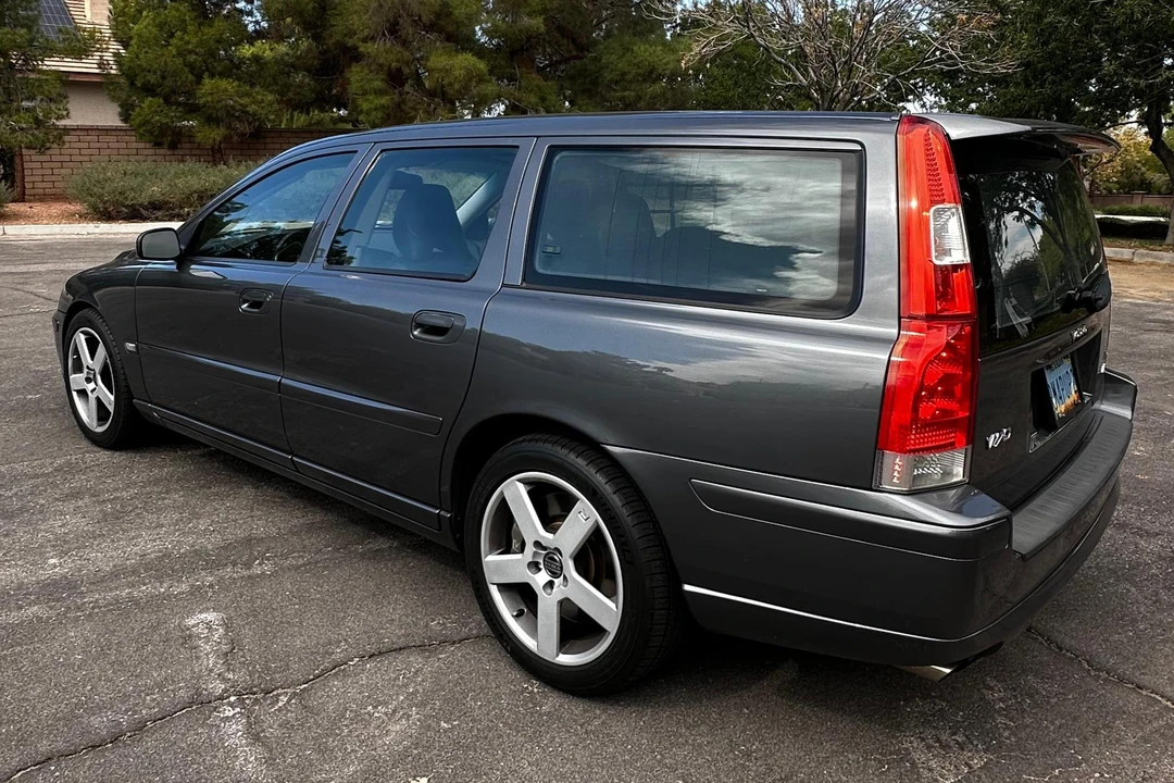 2005 Volvo V70 R 2nd Gen - Image 18 of 31