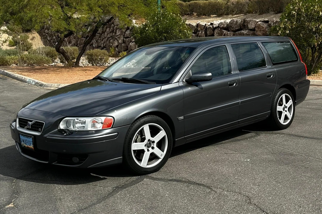 2005 Volvo V70 R 2nd Gen - Image 12 of 31