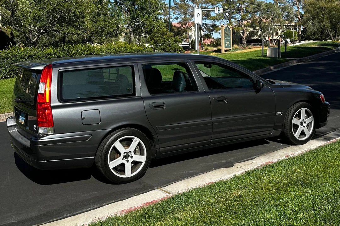 2005 Volvo V70 R 2nd Gen - Image 23 of 31