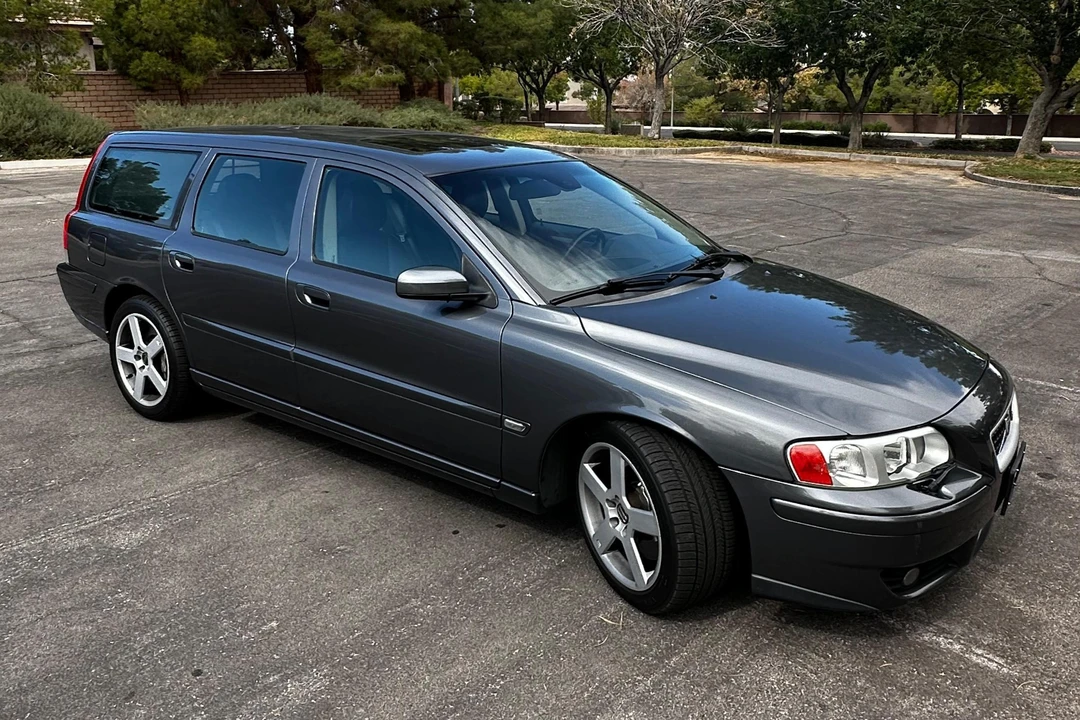 2005 Volvo V70 R 2nd Gen - Image 25 of 31