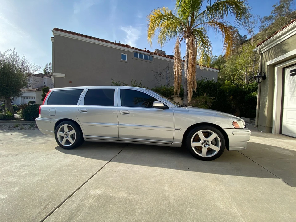 2005 Volvo V70 R 2nd Gen - Image 15 of 31