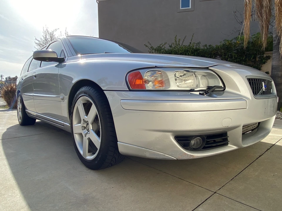 2005 Volvo V70 R 2nd Gen - Image 17 of 31