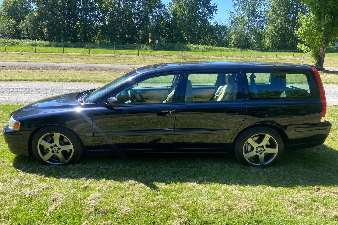 2005 Volvo V70 R 2nd Gen - Image 3 of 5