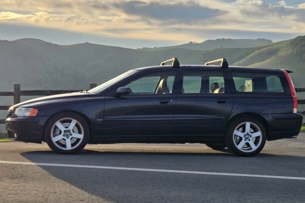 2005 Volvo V70 R 2nd Gen - Image 3 of 8