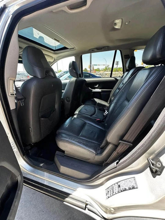 2005 Volvo XC60 - Image 6 of 10