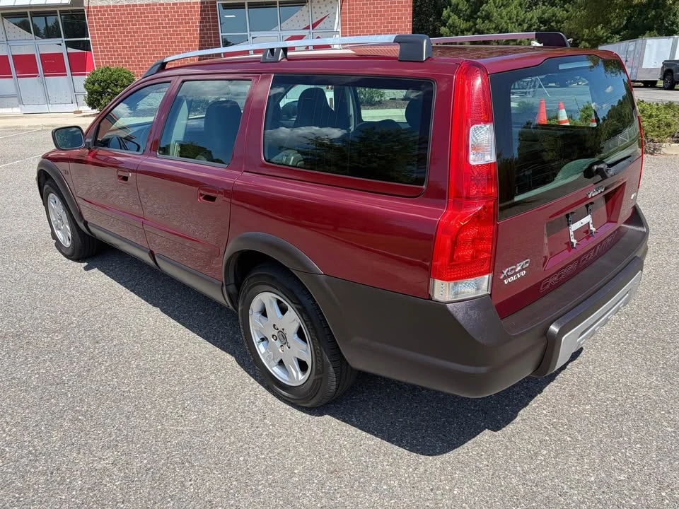 2005 Volvo V70 XC/XC70 2nd Gen - Image 2 of 13