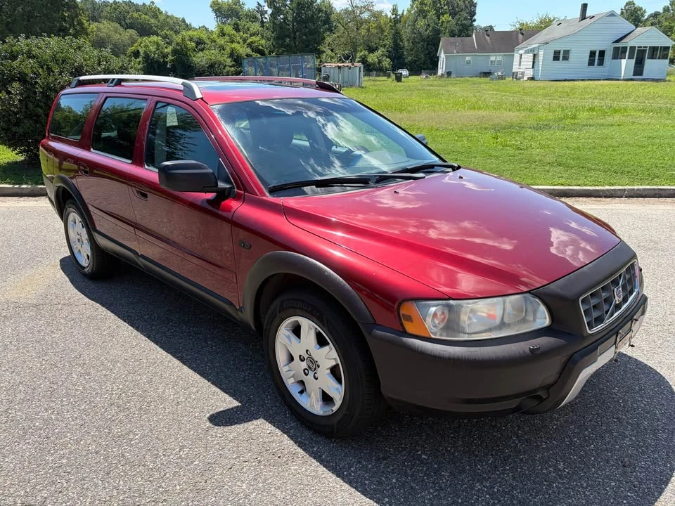 2005 Volvo V70 XC/XC70 2nd Gen - Image 5 of 13