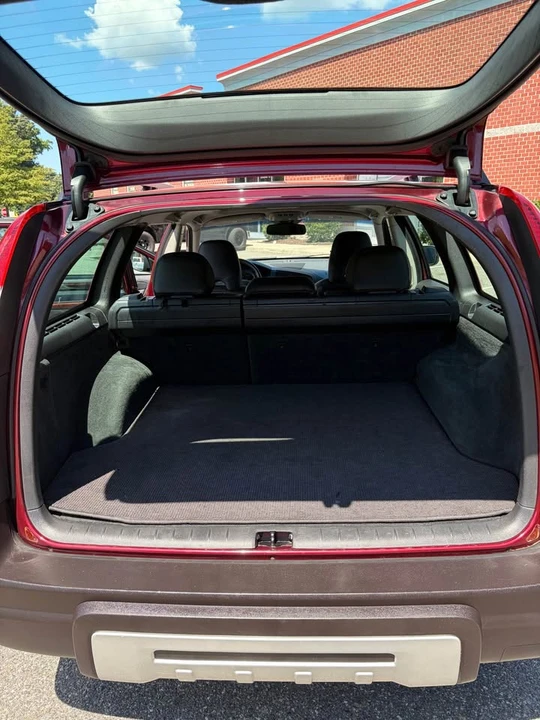 2005 Volvo V70 XC/XC70 2nd Gen - Image 9 of 13