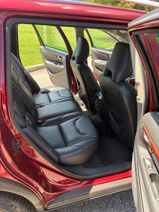 2005 Volvo V70 XC/XC70 2nd Gen - Image 10 of 13