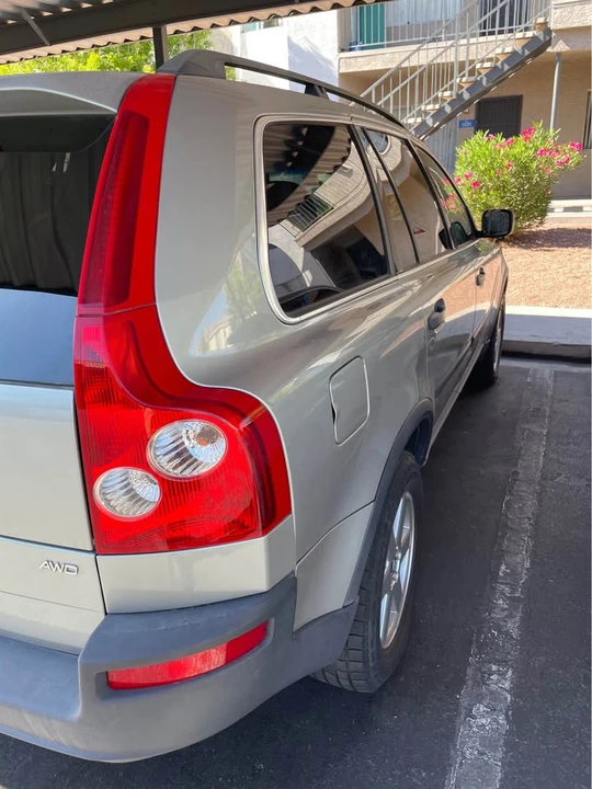 2005 Volvo XC90 1st Gen - Image 12 of 20