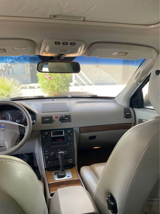 2005 Volvo XC90 1st Gen - Image 11 of 20