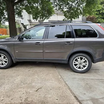 2005 Volvo XC90 V8