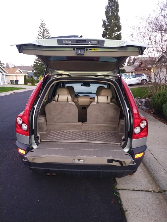 2005 Volvo XC90 1st Gen - Image 18 of 18