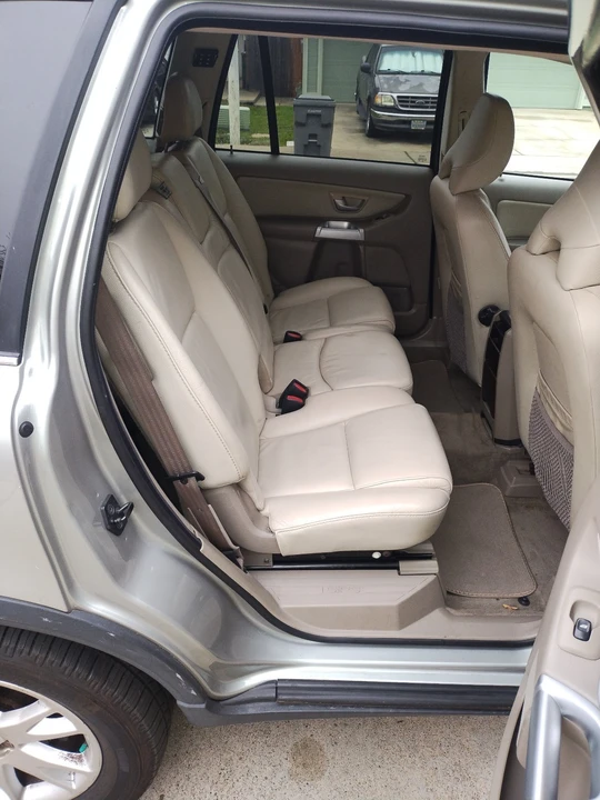 2005 Volvo XC90 1st Gen - Image 7 of 18