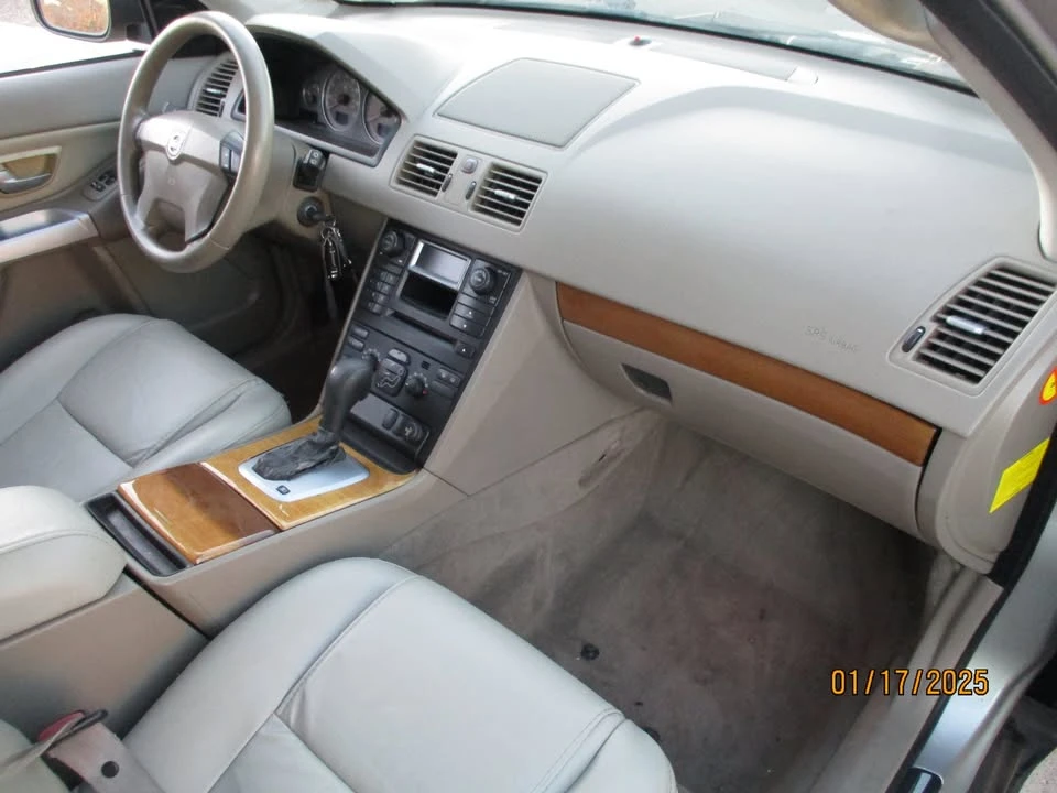 2005 Volvo XC90 1st Gen - Image 6 of 8