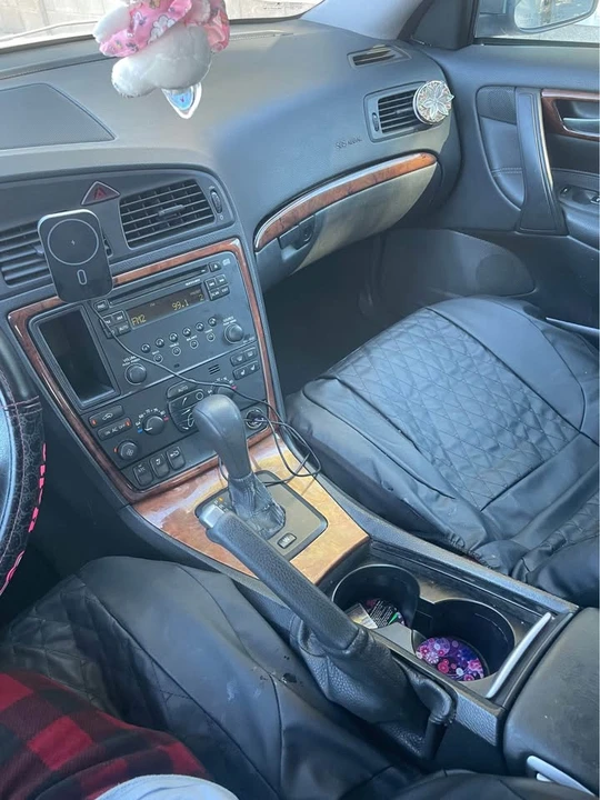 2005 Volvo S60 1st Gen - Image 9 of 10