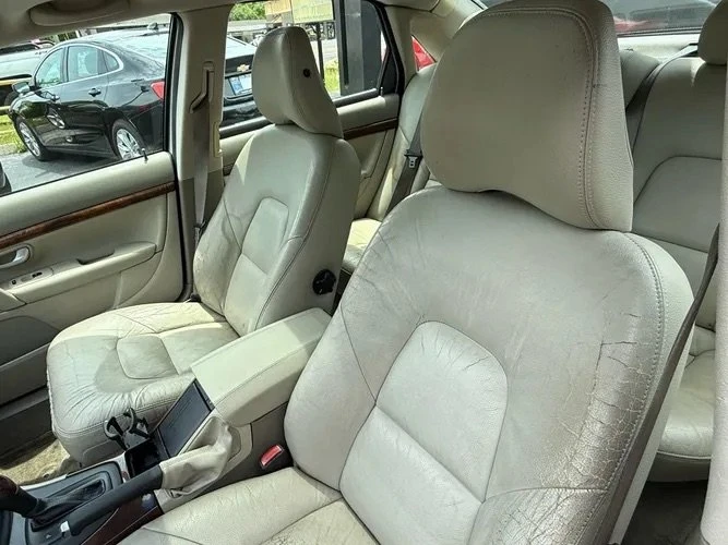 2005 Volvo S80 1st Gen - Image 14 of 19