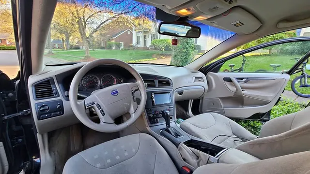 2005 Volvo V70 Non Turbo