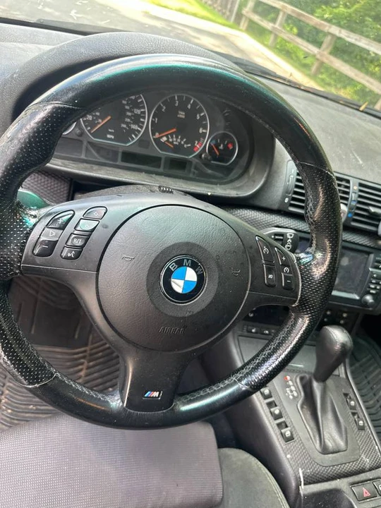 2005 BMW E46 330i & 330Ci - Image 7 of 11