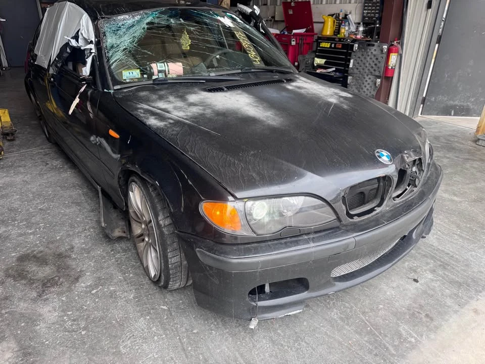 2005 BMW E46 330i & 330Ci - Image 2 of 9
