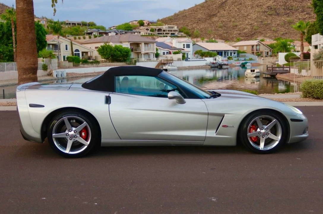 2005 Chevrolet Corvette C6 - Image 5 of 16
