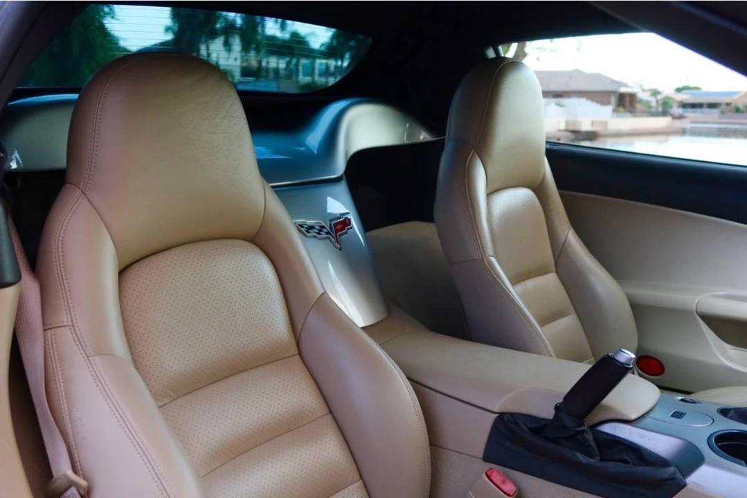 2005 Chevrolet Corvette C6 - Image 11 of 16